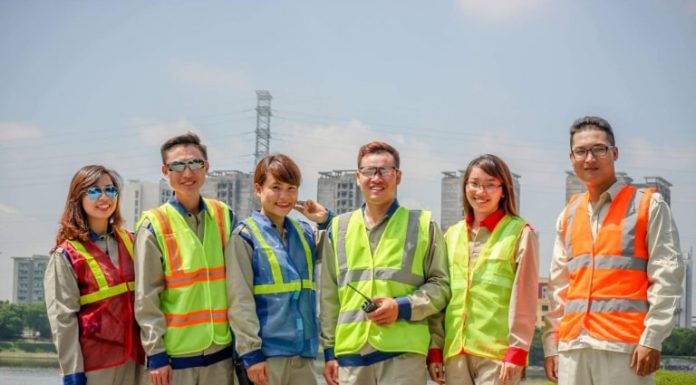 Đồng Phục Bảo Hộ Lao Động: Hướng Dẫn Chọn Lựa Chi Tiết Theo Ngành Nghề 2025 đồng phục bảo hộ lao động